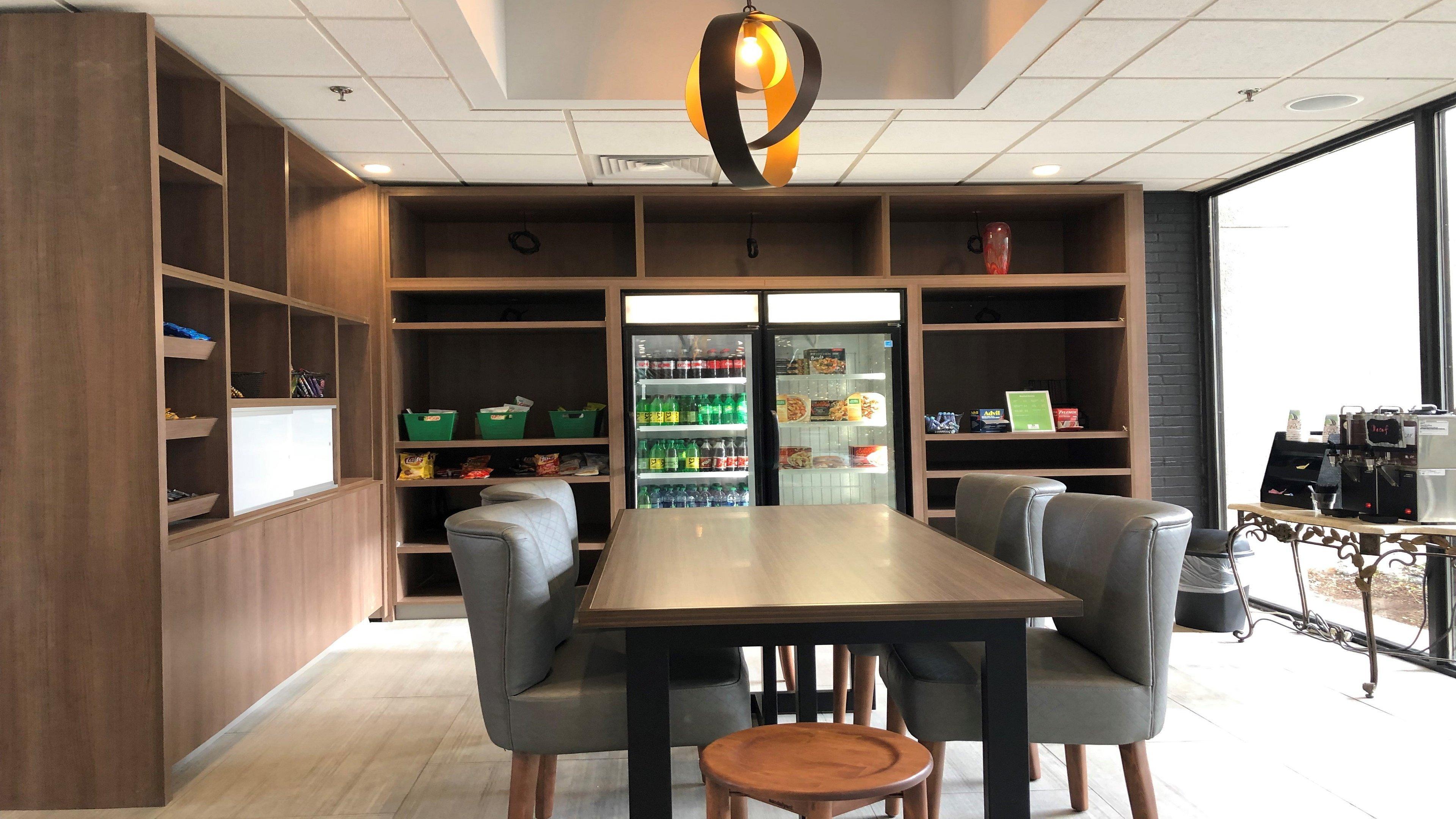 Holiday Inn Roanoke Airport - Conference Ctr By Ihg Exterior foto