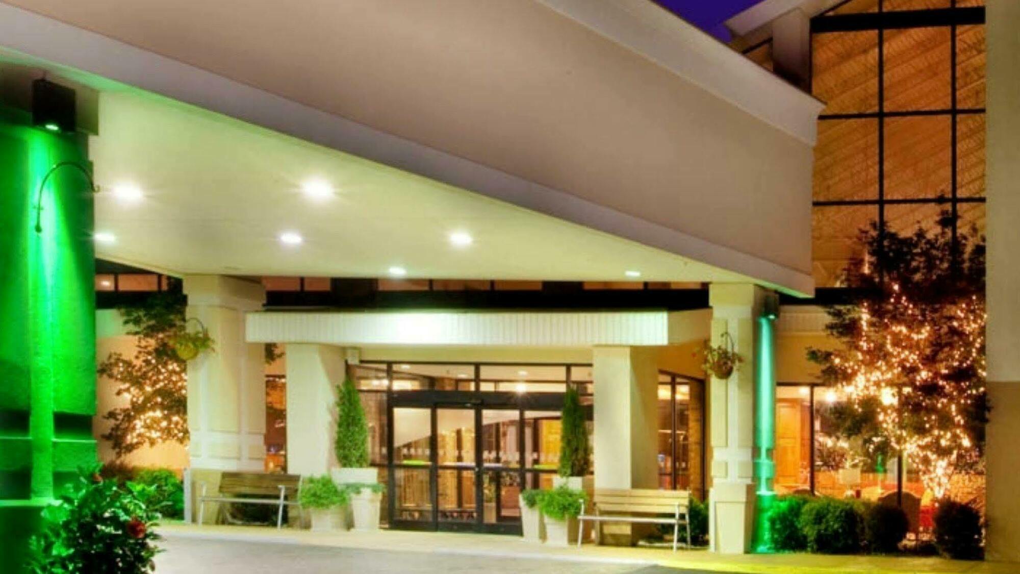 Holiday Inn Roanoke Airport - Conference Ctr By Ihg Exterior foto